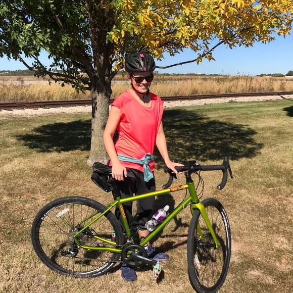 Meet your Posher, Alexandra - Picture 1 of 1